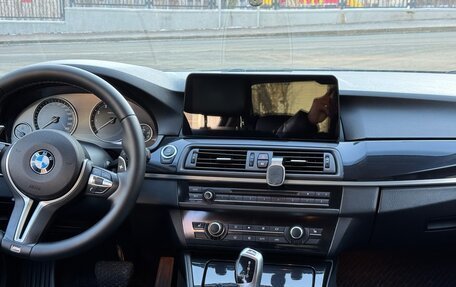 BMW 5 серия, 2011 год, 1 790 000 рублей, 12 фотография