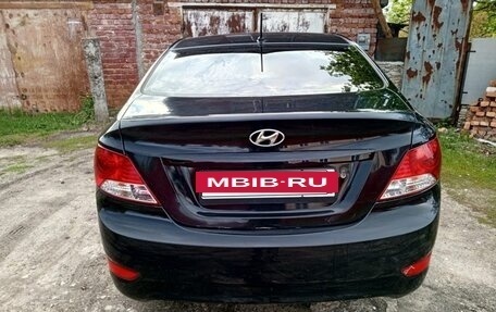 Hyundai Solaris II рестайлинг, 2013 год, 715 000 рублей, 3 фотография