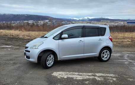 Toyota Ractis I, 2006 год, 800 000 рублей, 7 фотография