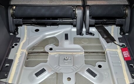 Toyota Ractis I, 2006 год, 800 000 рублей, 12 фотография