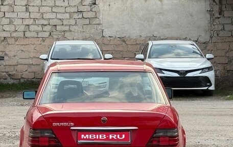Mercedes-Benz E-Класс, 1994 год, 2 500 000 рублей, 1 фотография