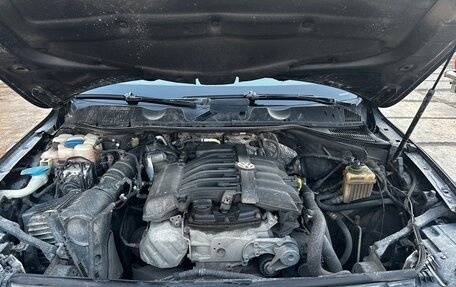 Volkswagen Touareg III, 2011 год, 1 600 000 рублей, 15 фотография