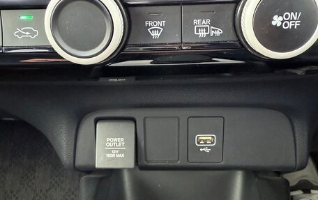 Honda Fit, 2020 год, 1 440 000 рублей, 10 фотография