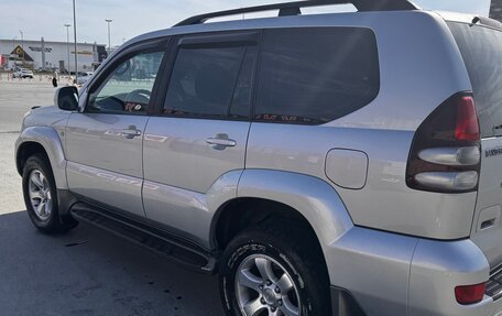 Toyota Land Cruiser Prado 120 рестайлинг, 2007 год, 2 500 000 рублей, 16 фотография