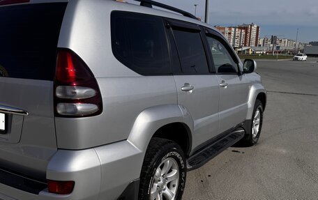 Toyota Land Cruiser Prado 120 рестайлинг, 2007 год, 2 500 000 рублей, 20 фотография
