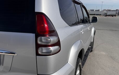 Toyota Land Cruiser Prado 120 рестайлинг, 2007 год, 2 500 000 рублей, 21 фотография