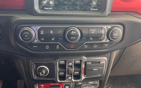 Jeep Wrangler, 2018 год, 5 500 000 рублей, 12 фотография