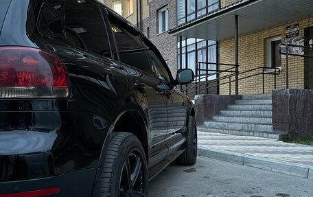 Volkswagen Touareg III, 2006 год, 1 800 000 рублей, 11 фотография