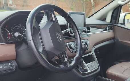 Hyundai Grand Starex Grand Starex I рестайлинг 2, 2020 год, 3 900 000 рублей, 8 фотография
