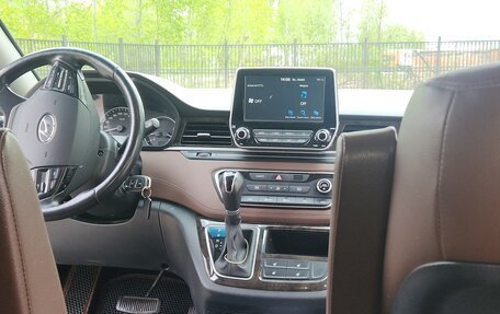 Hyundai Grand Starex Grand Starex I рестайлинг 2, 2020 год, 3 900 000 рублей, 16 фотография