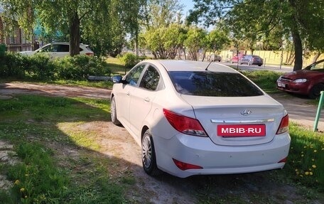 Hyundai Solaris II рестайлинг, 2015 год, 690 000 рублей, 12 фотография