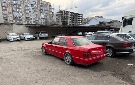 Mercedes-Benz E-Класс, 1994 год, 2 500 000 рублей, 2 фотография