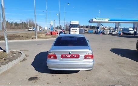 BMW 5 серия, 2002 год, 930 000 рублей, 3 фотография