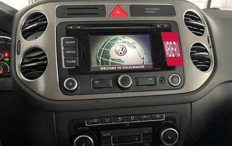 Volkswagen Tiguan I, 2011 год, 1 055 000 рублей, 13 фотография
