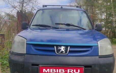 Peugeot Partner II рестайлинг 2, 2010 год, 260 000 рублей, 1 фотография