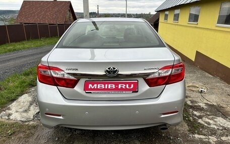 Toyota Camry, 2012 год, 1 900 000 рублей, 1 фотография