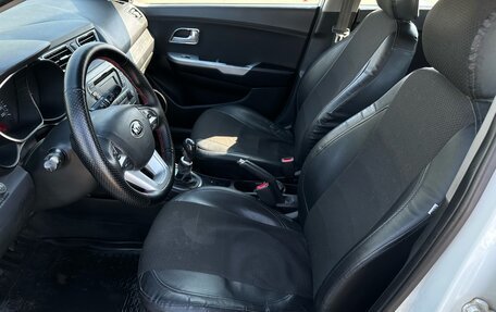 KIA Rio III рестайлинг, 2013 год, 620 000 рублей, 27 фотография