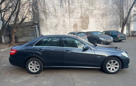 Mercedes-Benz E-Класс, 2012 год, 1 400 000 рублей, 6 фотография