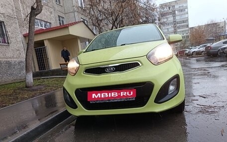 KIA Picanto II, 2012 год, 900 000 рублей, 11 фотография