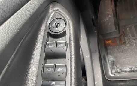 Ford Kuga III, 2015 год, 1 260 000 рублей, 17 фотография