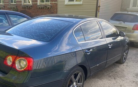 Volkswagen Passat B6, 2006 год, 650 000 рублей, 3 фотография