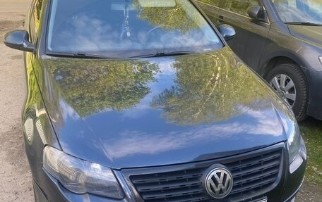 Volkswagen Passat B6, 2006 год, 650 000 рублей, 4 фотография