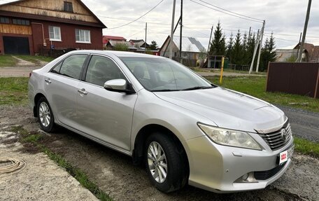Toyota Camry, 2012 год, 1 900 000 рублей, 4 фотография