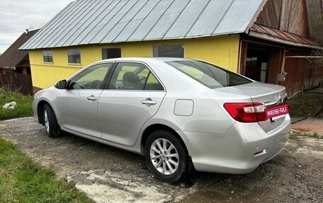Toyota Camry, 2012 год, 1 900 000 рублей, 7 фотография
