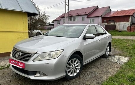 Toyota Camry, 2012 год, 1 900 000 рублей, 5 фотография
