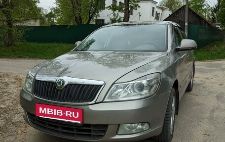 Skoda Octavia, 2011 год, 800 000 рублей, 2 фотография