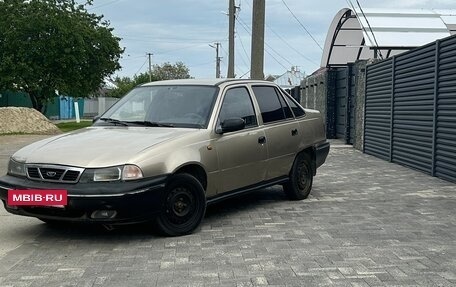 Daewoo Nexia I рестайлинг, 2006 год, 100 000 рублей, 2 фотография