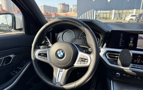 BMW 3 серия, 2019 год, 4 000 000 рублей, 17 фотография