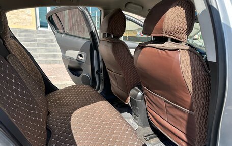Chevrolet Cruze II, 2012 год, 980 000 рублей, 7 фотография