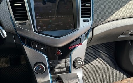 Chevrolet Cruze II, 2012 год, 980 000 рублей, 9 фотография