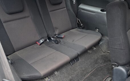 Toyota Wish II, 2005 год, 750 000 рублей, 35 фотография