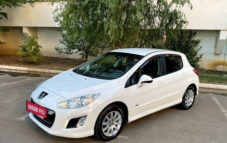 Peugeot 308 II, 2011 год, 715 000 рублей, 2 фотография