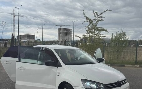 Volkswagen Polo VI (EU Market), 2013 год, 870 000 рублей, 10 фотография