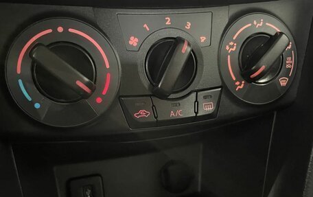 Suzuki Swift IV, 2011 год, 757 000 рублей, 7 фотография