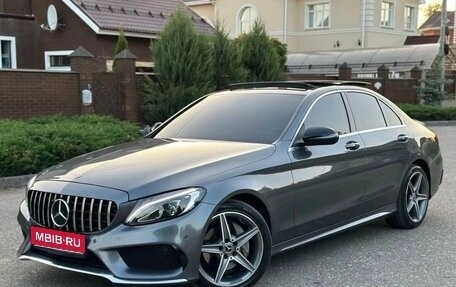 Mercedes-Benz C-Класс, 2017 год, 2 300 000 рублей, 1 фотография
