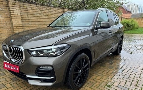 BMW X5, 2019 год, 8 300 000 рублей, 2 фотография