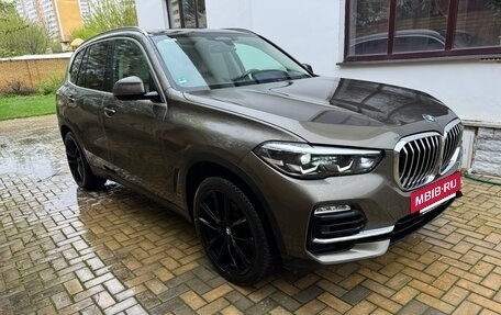 BMW X5, 2019 год, 8 300 000 рублей, 3 фотография