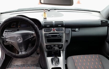 Mercedes-Benz C-Класс, 2001 год, 499 000 рублей, 9 фотография