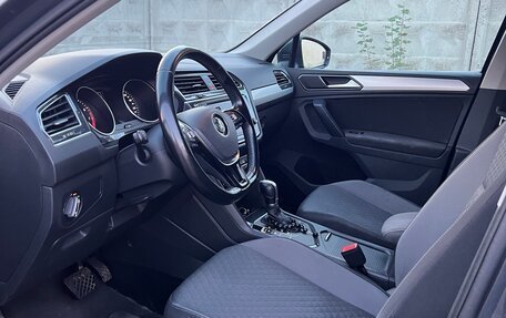 Volkswagen Tiguan II, 2017 год, 2 200 000 рублей, 11 фотография