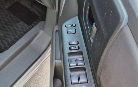 Toyota Voxy II, 2007 год, 1 250 000 рублей, 7 фотография