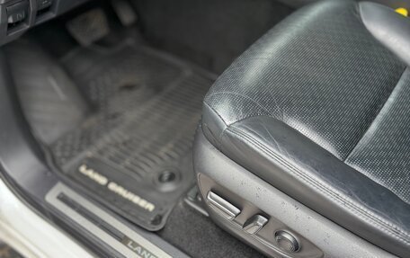 Toyota Land Cruiser, 2022 год, 11 900 000 рублей, 6 фотография