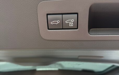 Toyota Land Cruiser, 2022 год, 11 900 000 рублей, 10 фотография