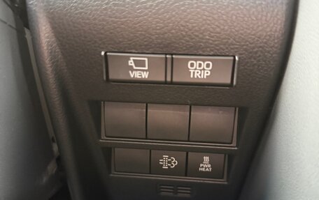 Toyota Land Cruiser, 2022 год, 11 900 000 рублей, 18 фотография