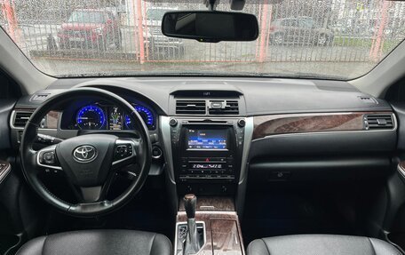 Toyota Camry, 2017 год, 1 700 000 рублей, 9 фотография
