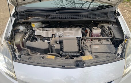 Toyota Prius, 2013 год, 1 350 000 рублей, 4 фотография
