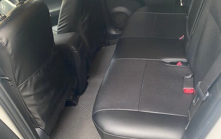 Toyota Prius, 2013 год, 1 350 000 рублей, 17 фотография
